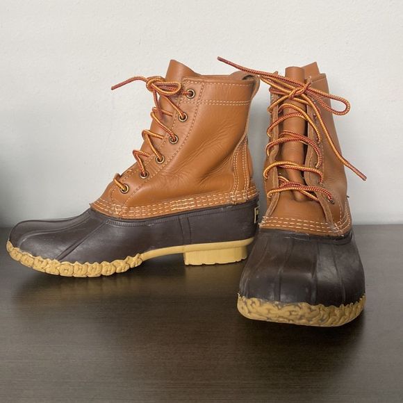 L.L. Bean Women's 7 Full Grain Leather Waterproof Cottagecore Outdoor Rain Boot - Picture 9 of 10